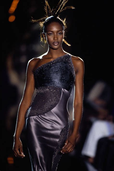 naomi campbell for versace